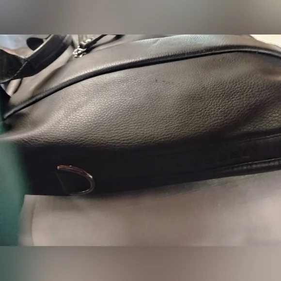 Vessel Signiture Boston Duffle Bag - Picture 4 of 5